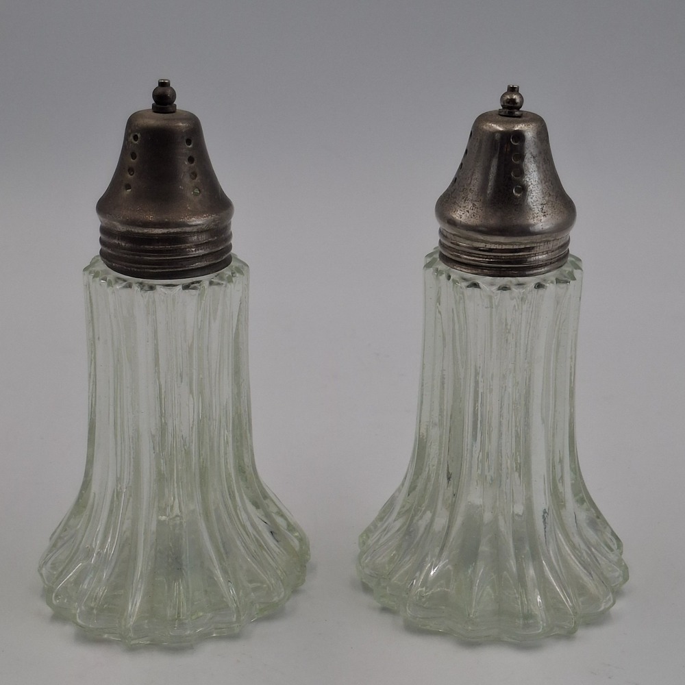Vintage Fluted Glass Salt & Pepper Shakers Pair Scalloped Base Silver Tops 5.5"